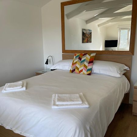 Spacious Lodge With King Sized Bed Inveraray Bagian luar foto