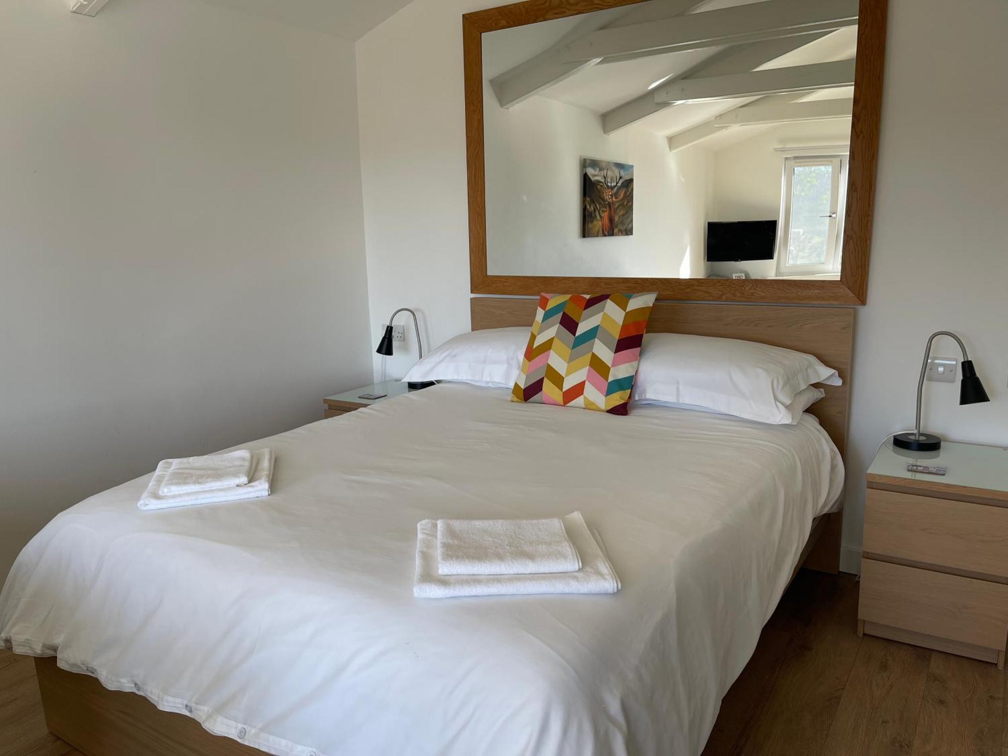 Spacious Lodge With King Sized Bed Inveraray Bagian luar foto